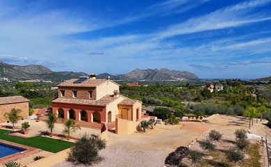 Finca zum kauf in Orba / Spanien